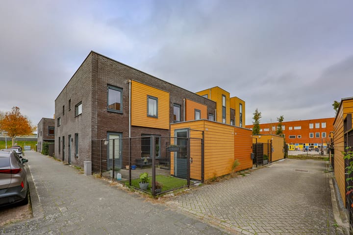 Photo 32 of Makassarweg 24