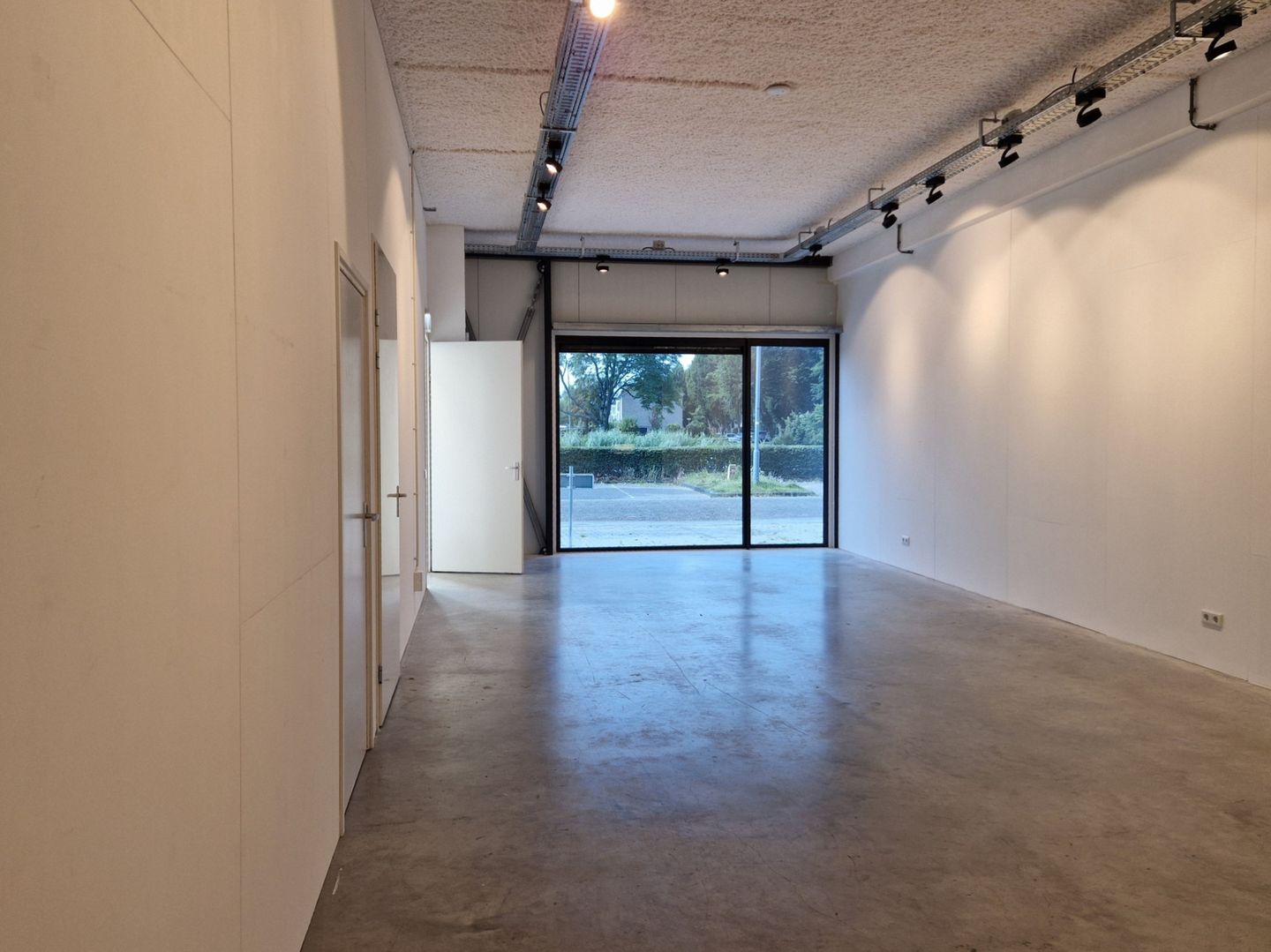 View photo 3 of Amsterdamsestraatweg 29-C