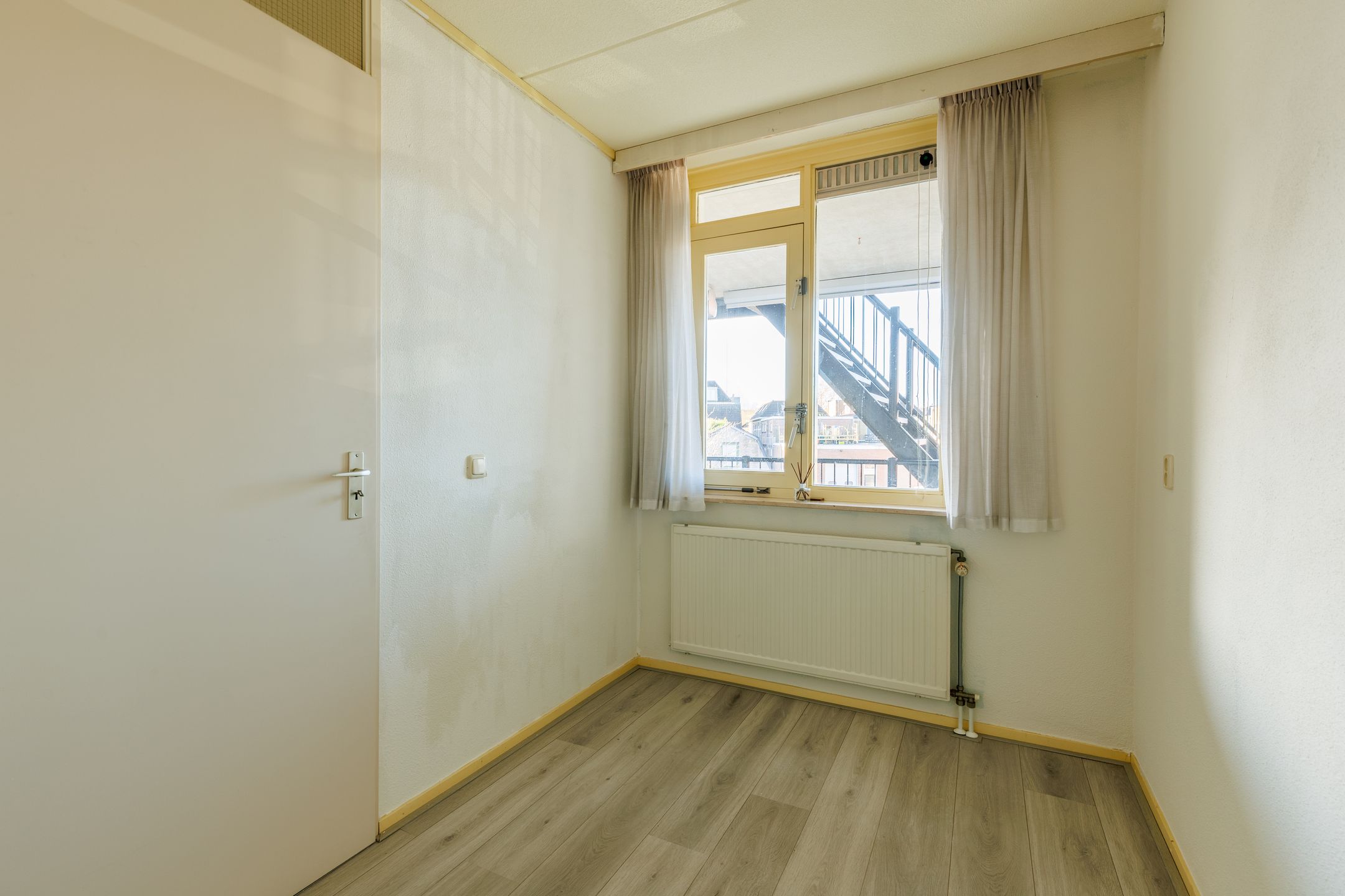 Photo 12 of Stationsstraat 39-A