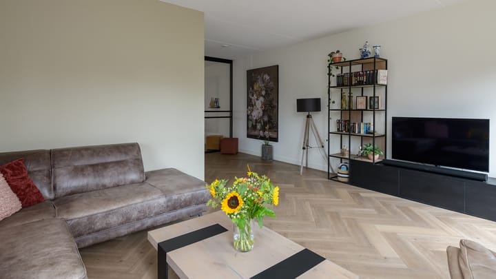 Photo 12 of Dokter J. van Heuvenweg 20