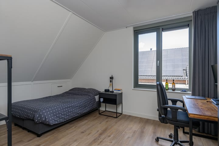 Photo 19 of Dokter J. van Heuvenweg 20