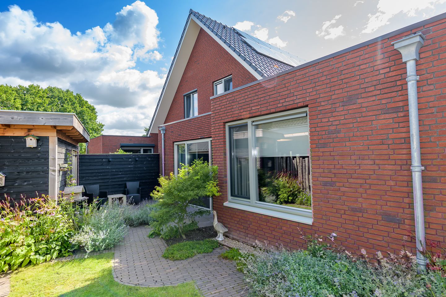 Photo 34 of Dokter J. van Heuvenweg 20