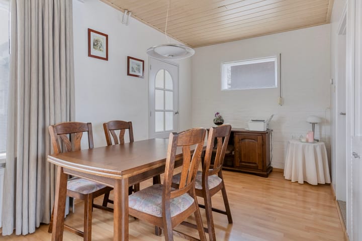 Photo 7 of Pastoor Schetsstraat 1-B