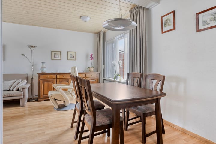 Photo 8 of Pastoor Schetsstraat 1-B