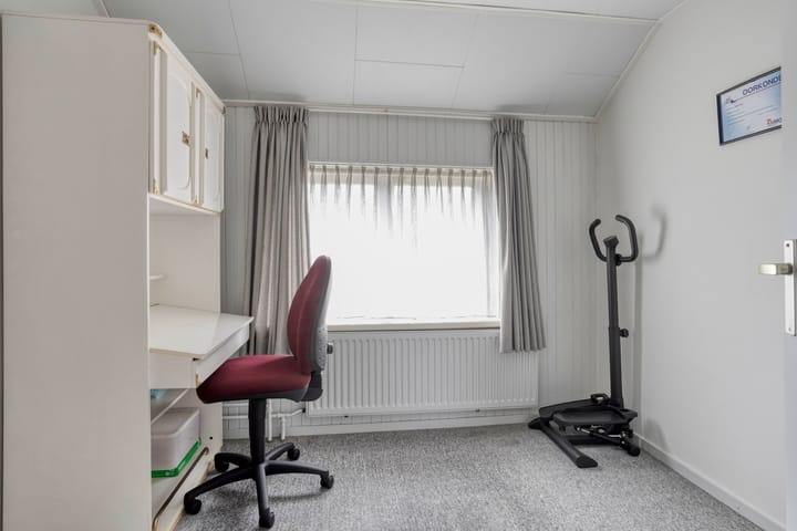 Photo 17 of Pastoor Schetsstraat 1-B