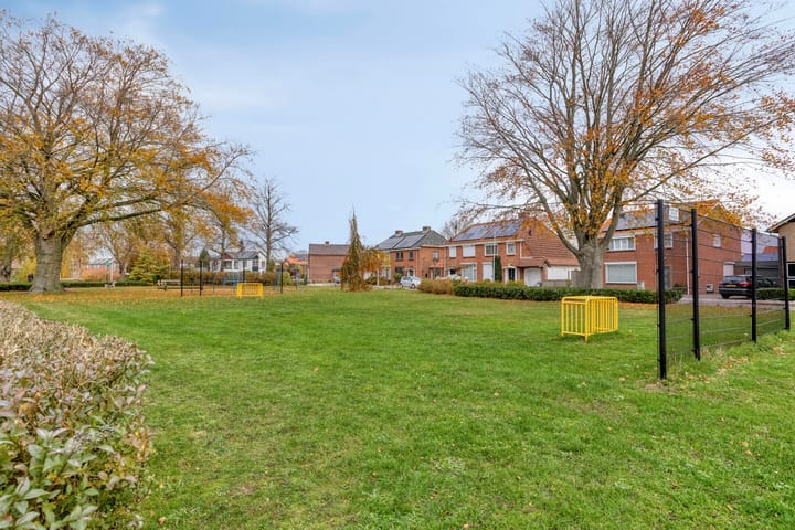 Photo 21 of Pastoor Schetsstraat 1-B