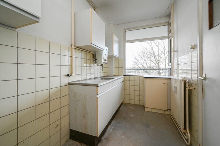 Photo 4 of Burgemeester Caan van Necklaan 540