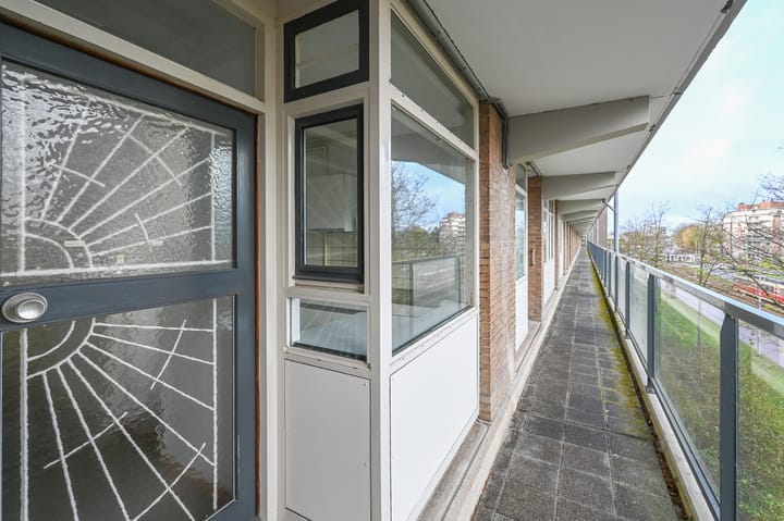 Photo 10 of Burgemeester Caan van Necklaan 540