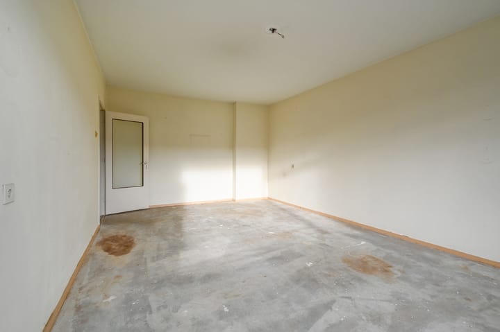 Photo 17 of Burgemeester Caan van Necklaan 540