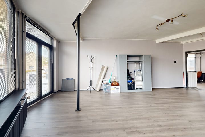 Photo 31 of Kerkweg 10