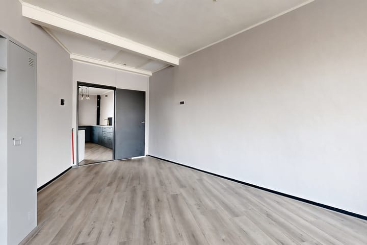 Photo 32 of Kerkweg 10