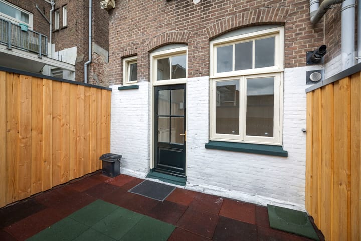 Photo 12 of Broederenstraat 4-B