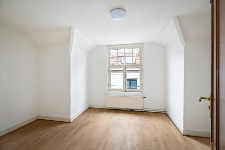 Photo 17 of Broederenstraat 4-B