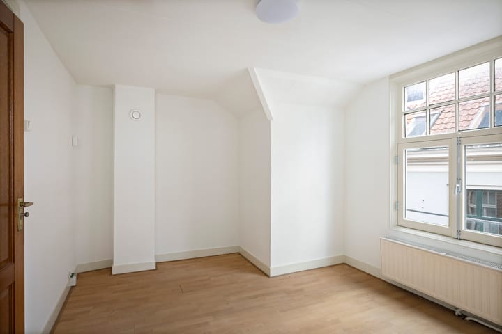 Photo 18 of Broederenstraat 4-B