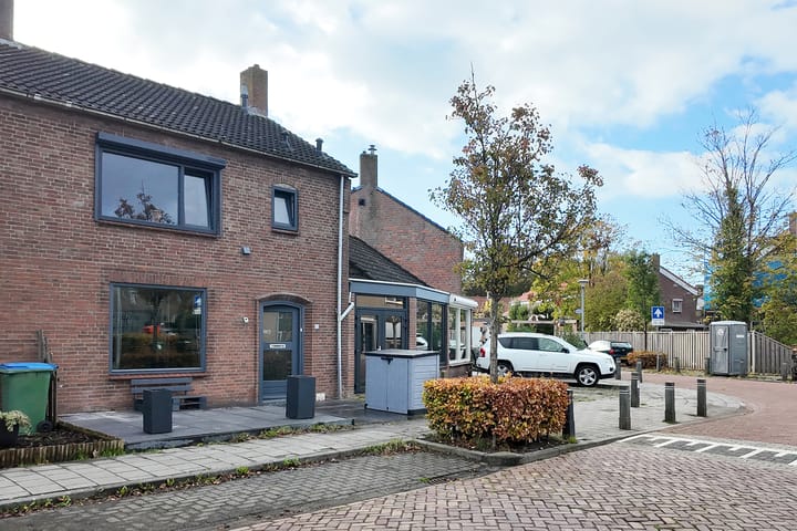 Photo 57 of Kerkweg 10