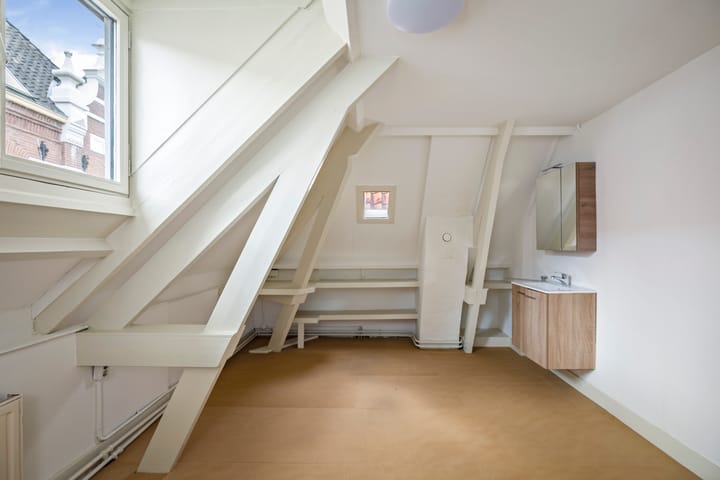 Photo 20 of Broederenstraat 4-B