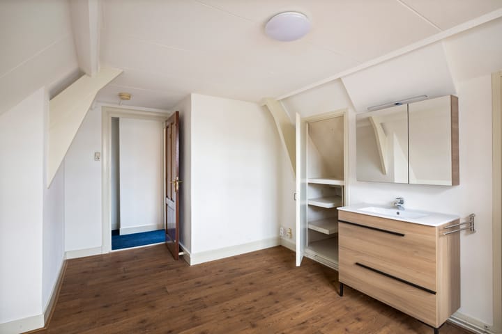 Photo 23 of Broederenstraat 4-B