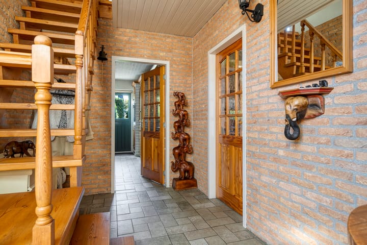 Photo 9 of Prins Hendrikstraat 17