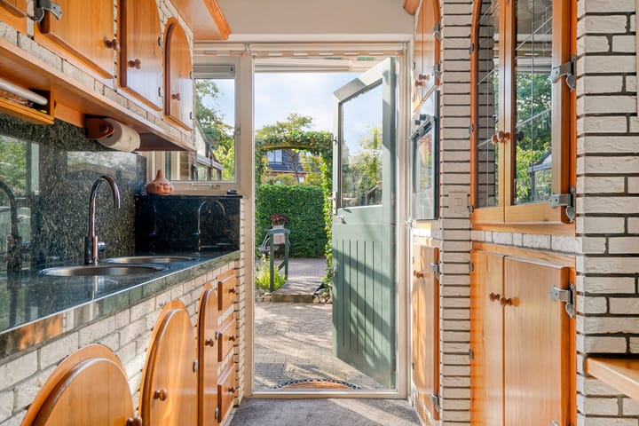 Photo 16 of Prins Hendrikstraat 17