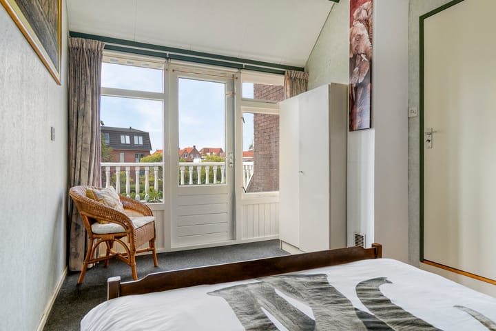 Photo 26 of Prins Hendrikstraat 17