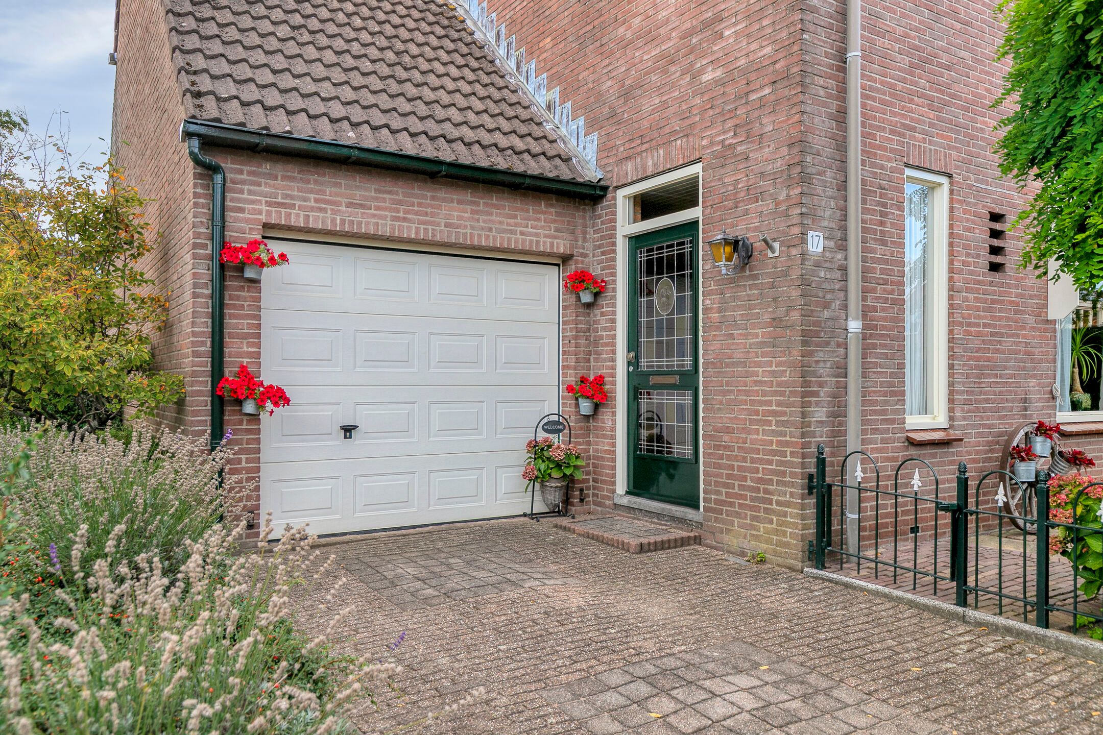 Photo 6 of Prins Hendrikstraat 17