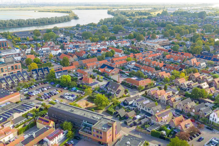 Photo 39 of Prins Hendrikstraat 17