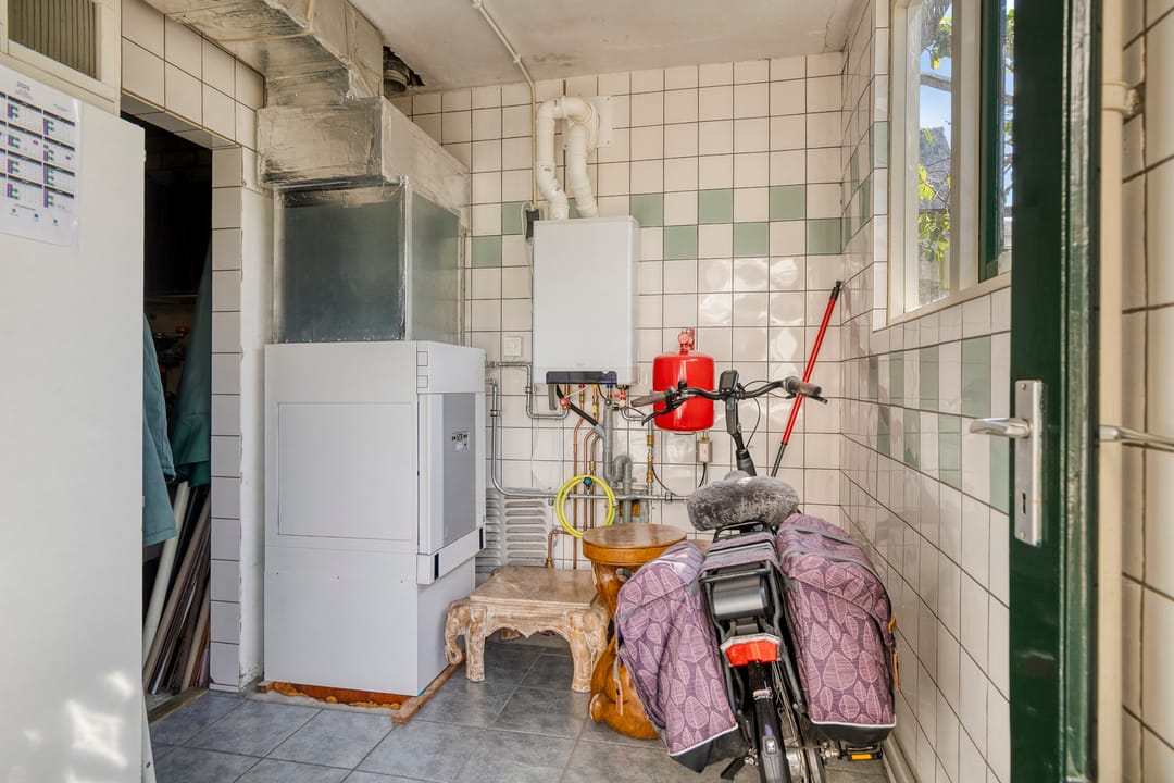 Photo 46 of Prins Hendrikstraat 17