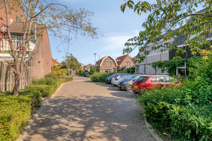 Photo 52 of Prins Hendrikstraat 17