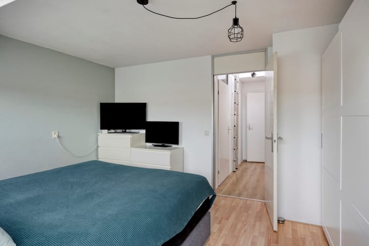 Foto 13 van Rotterdamsedijk 325