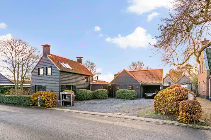 Photo 6 of Visweg 71