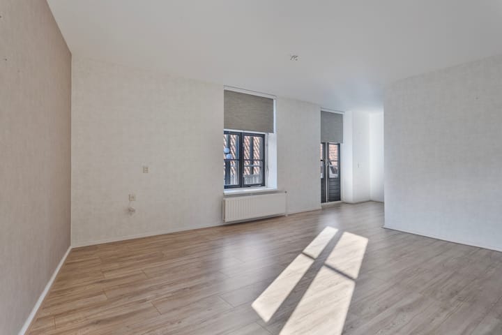 Photo 8 of Muntplein 15