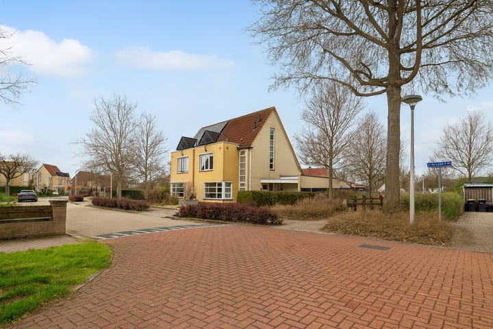 Photo 2 of Kievit 32