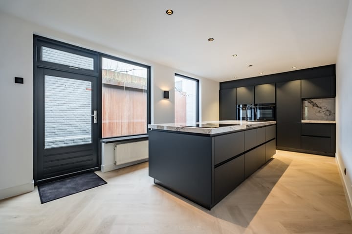 Photo 2 of Kapelstraat 66-A