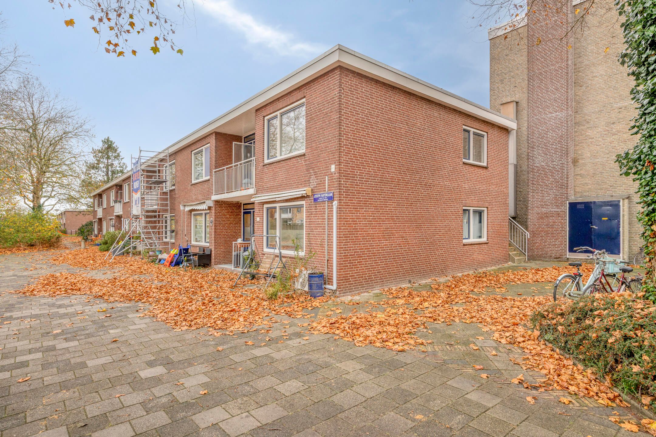 Photo 27 of Joseph Haydnlaan 72