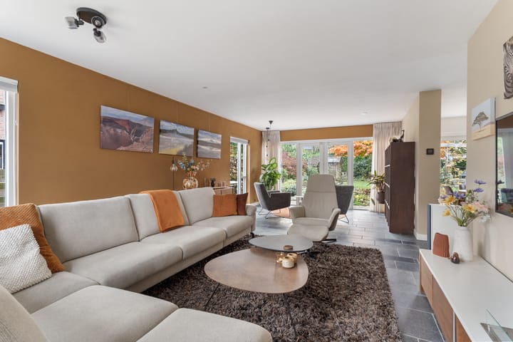 Photo 12 of Muidergouw 14