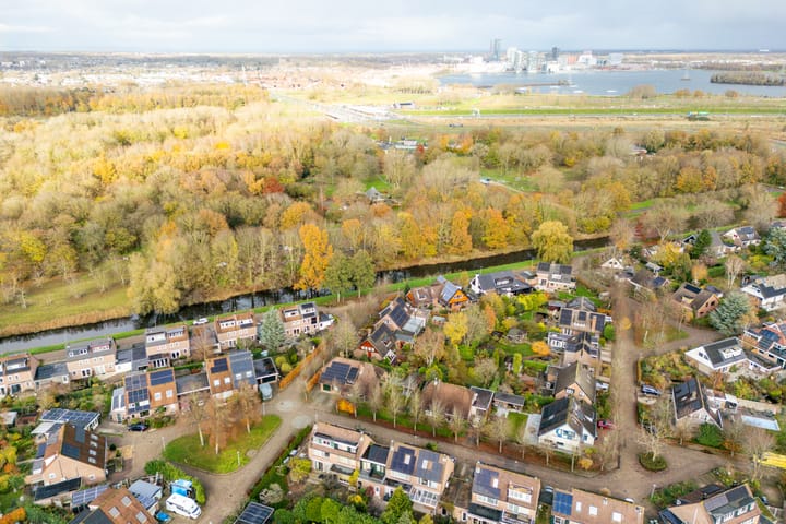 Photo 76 of Muidergouw 14