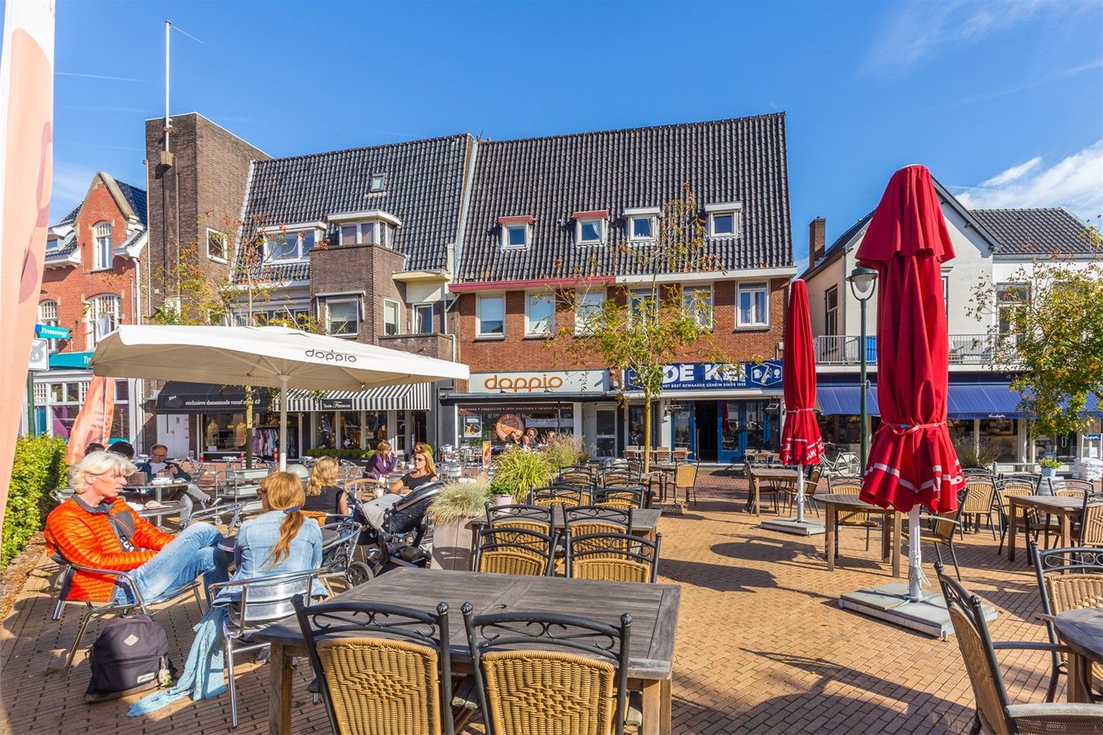 Foto 15 van Van der Lindenlaan 61