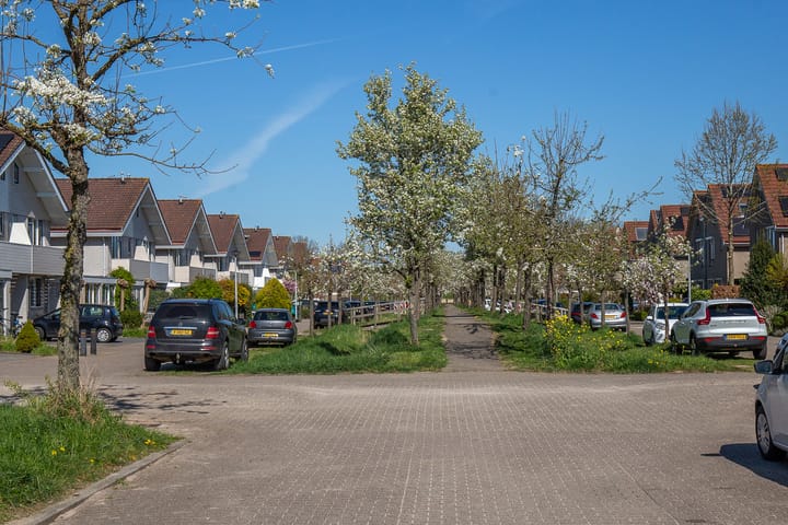 Photo 3 of Rijnlaan 8