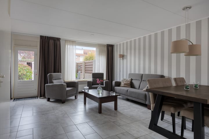 Photo 4 of Doesburgstraat 27