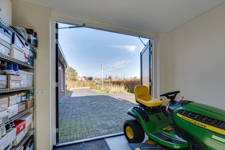 Photo 71 of Zwartebessenstraat 16