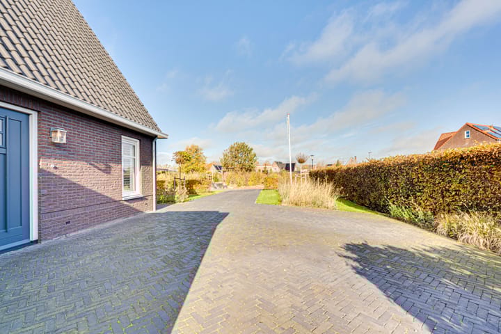 Photo 113 of Zwartebessenstraat 16