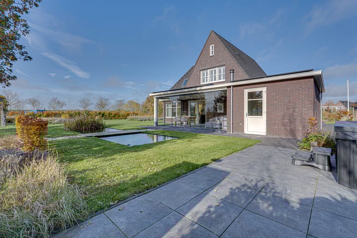 Photo 114 of Zwartebessenstraat 16