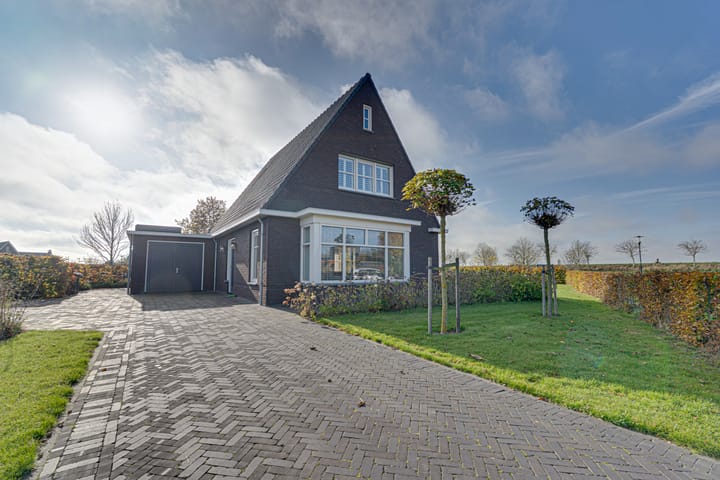 Photo 122 of Zwartebessenstraat 16