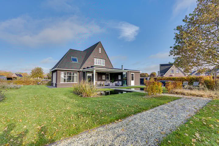 Photo 132 of Zwartebessenstraat 16