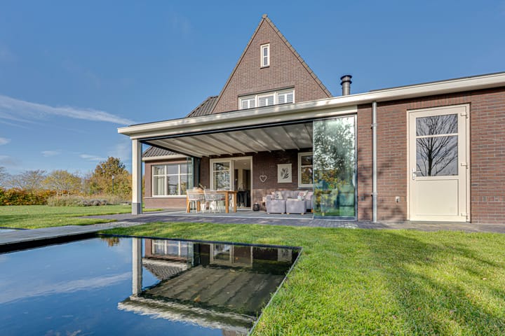 Photo 136 of Zwartebessenstraat 16