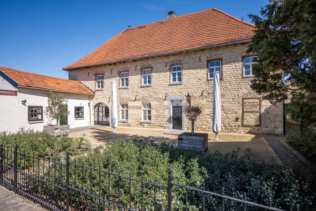 Photo 1 of Kerkplein 57-A