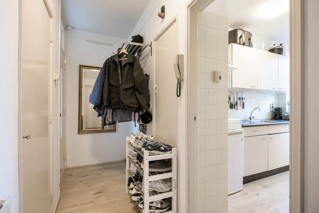 Photo 11 of Betje Wolffstraat 34