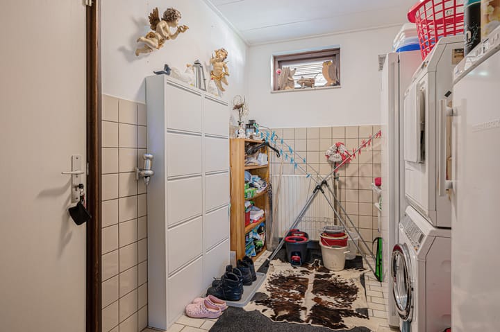 Photo 17 of Hoofdweg 2