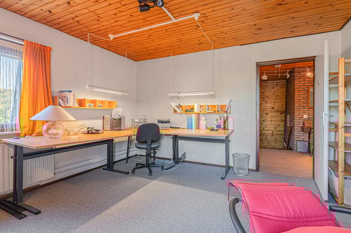 Photo 29 of Hoofdweg 2