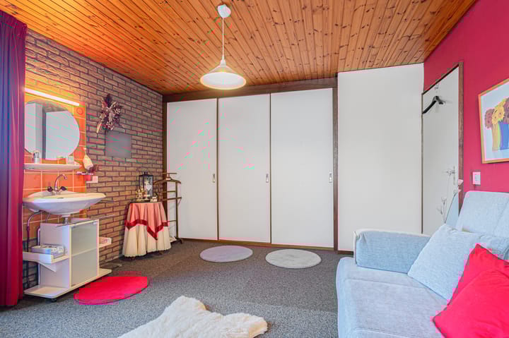 Photo 33 of Hoofdweg 2